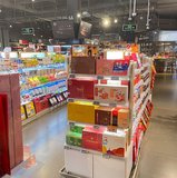 ole精品超市-现场销售展示2.jpg